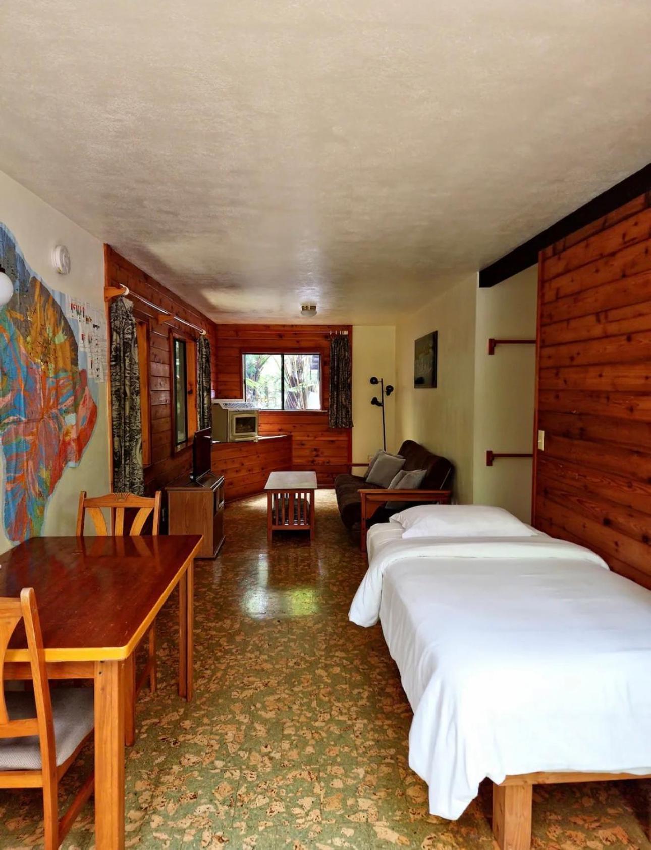 The Pacifica Inn ボルケーノ エクステリア 写真